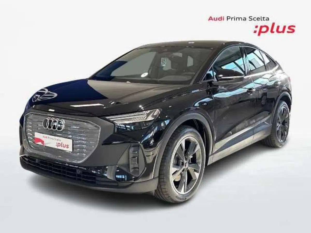 Audi Q4 Sportback nuova a Prato