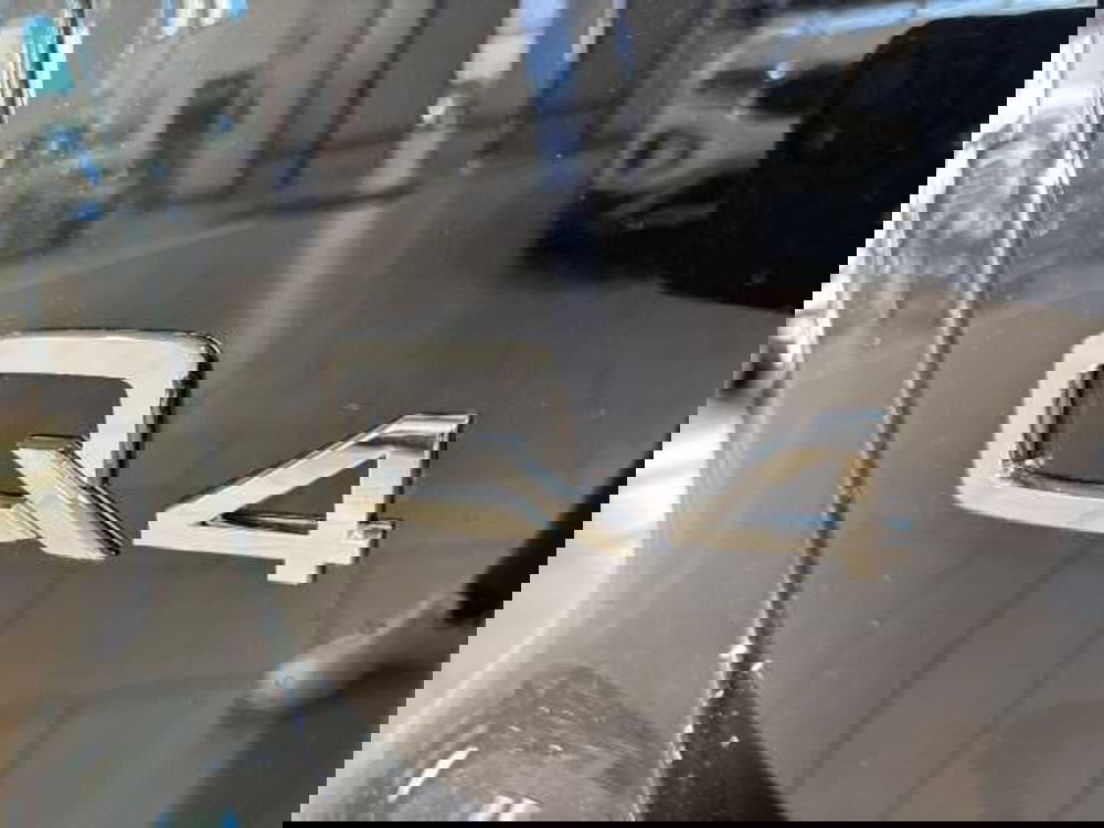 Audi Q4 Sportback nuova a Prato (14)