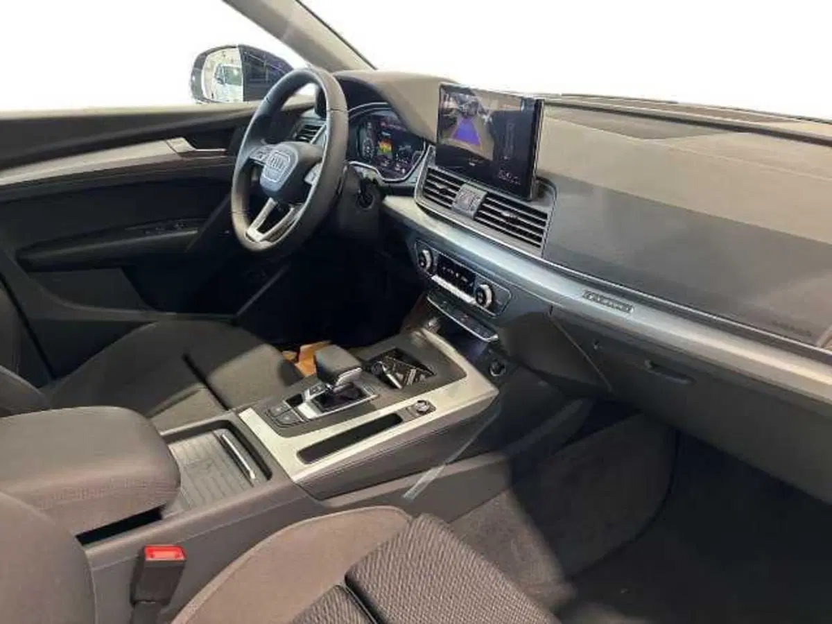 Audi Q5 nuova a Pistoia (3)