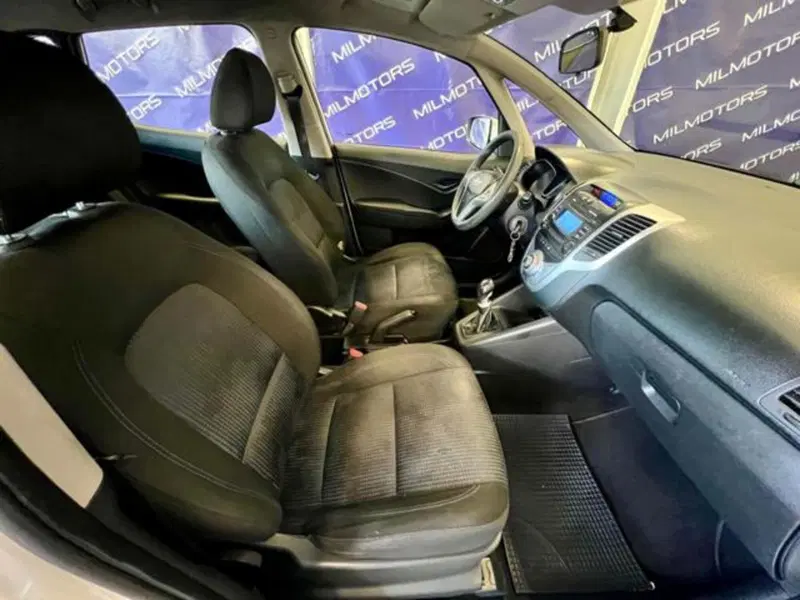 Hyundai ix20 usata a Messina (10)