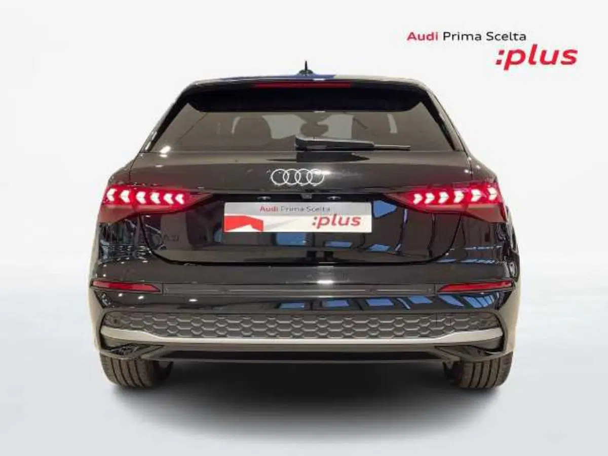 Audi A3 Sportback nuova a Pistoia (11)