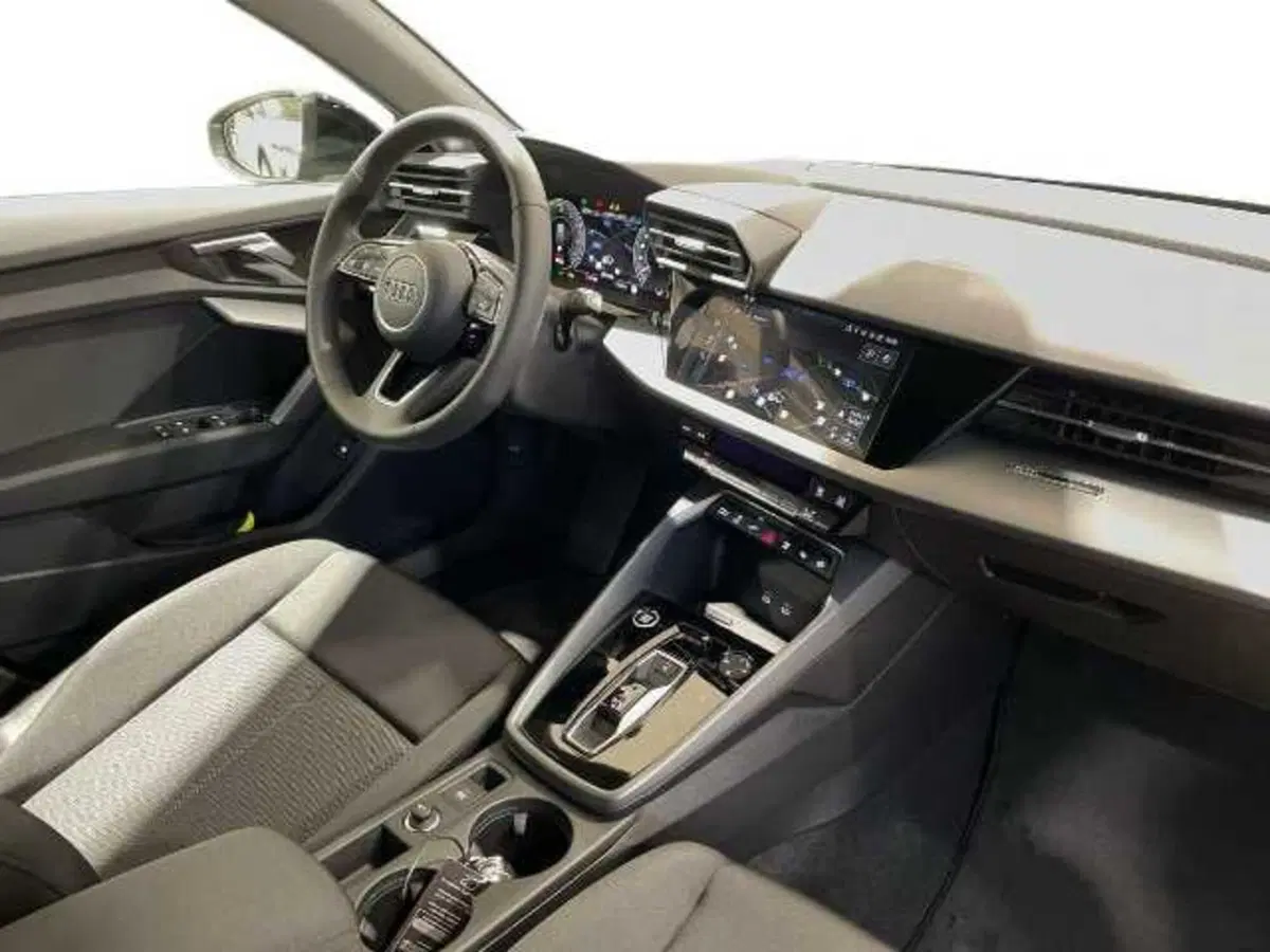 Audi A3 Sportback nuova a Pistoia (3)