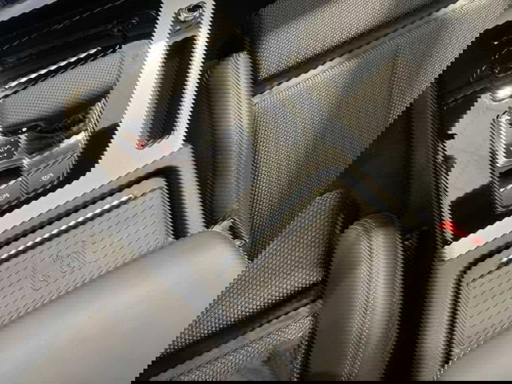 Audi Q5 Sportback nuova a Pistoia (16)