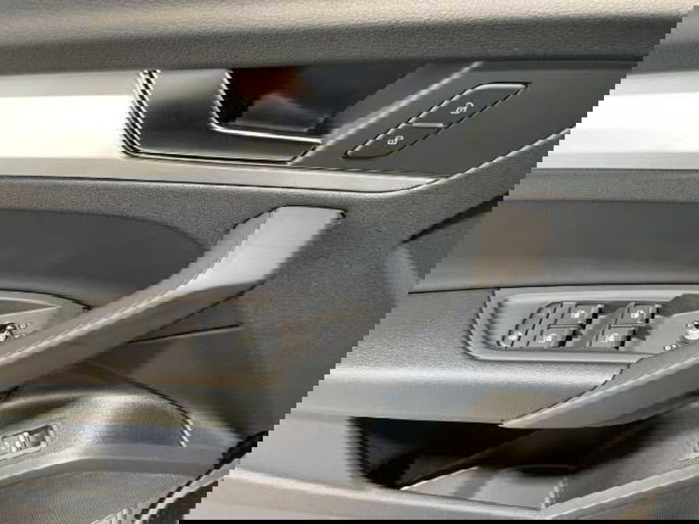 Audi Q5 Sportback nuova a Pistoia (19)