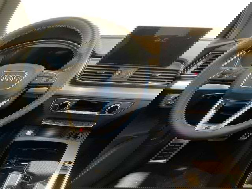 Audi Q5 Sportback nuova a Pistoia (4)