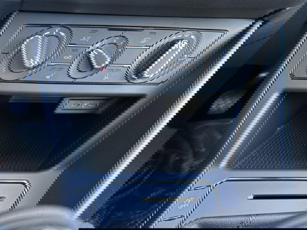 Volkswagen Polo nuova a Cuneo (13)