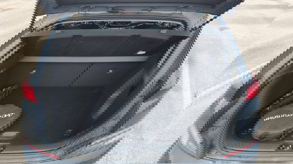 Hyundai Kona usata a Firenze (8)