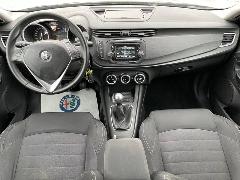 Alfa Romeo Giulietta usata a Ancona (10)
