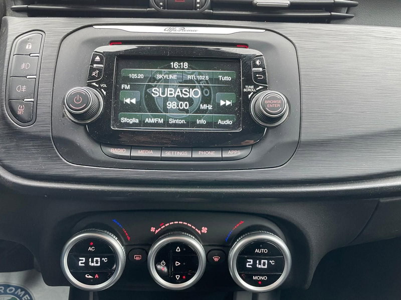 Alfa Romeo Giulietta usata a Ancona (13)