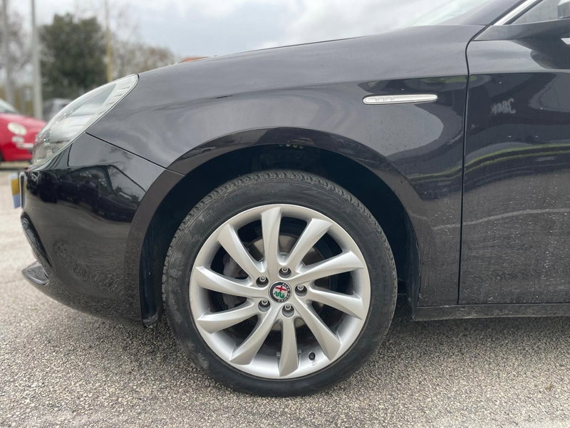 Alfa Romeo Giulietta usata a Ancona (19)
