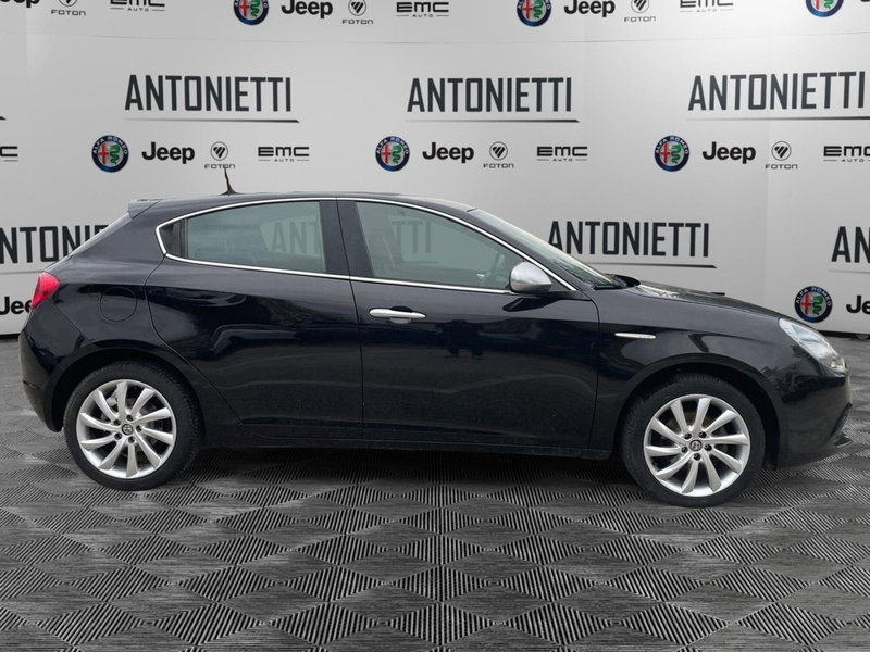 Alfa Romeo Giulietta usata a Ancona (4)
