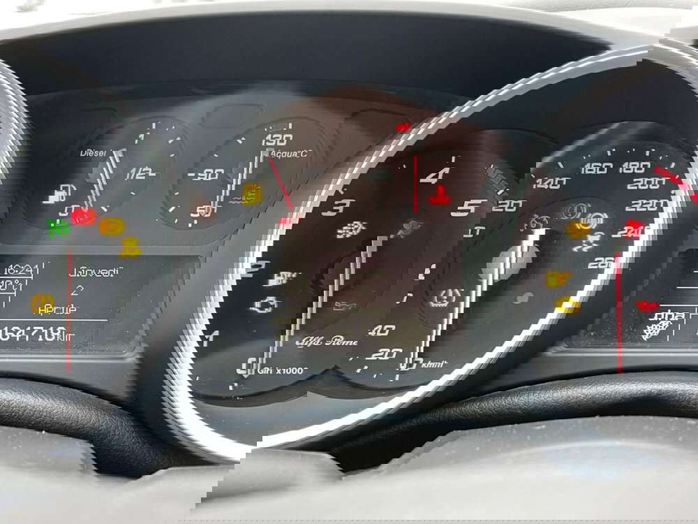 Alfa Romeo Giulietta usata a Ancona (12)