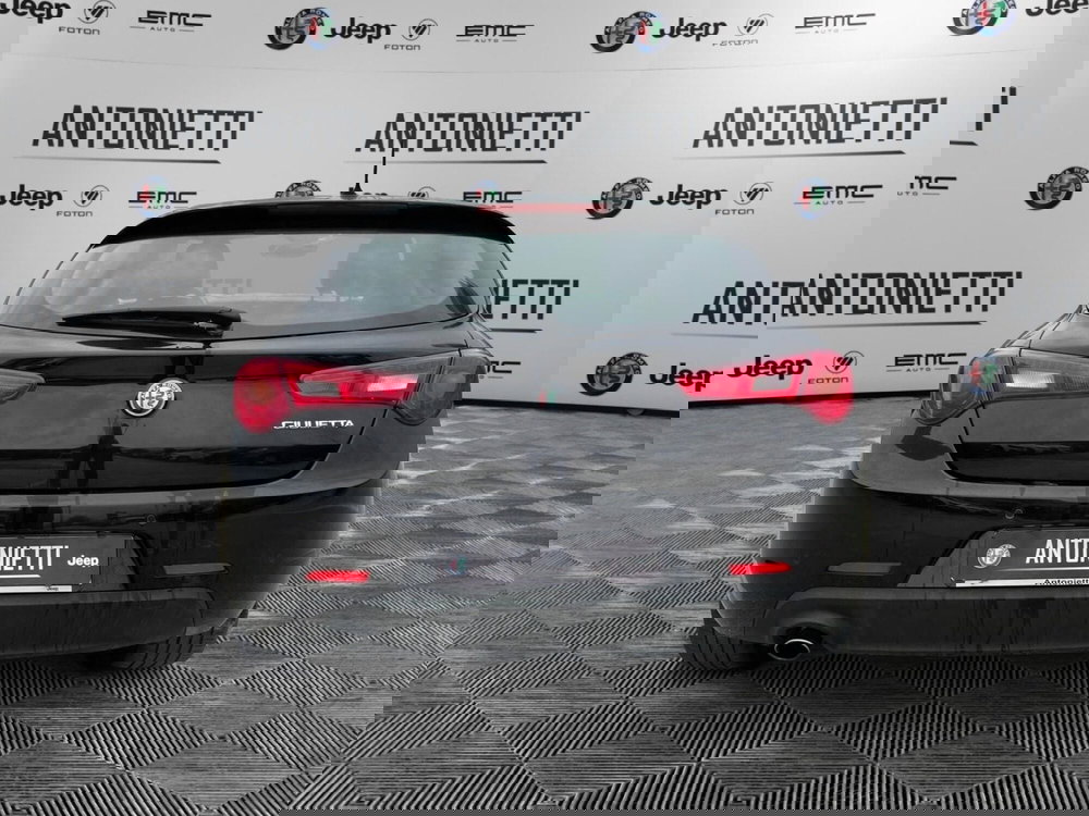 Alfa Romeo Giulietta usata a Ancona (6)
