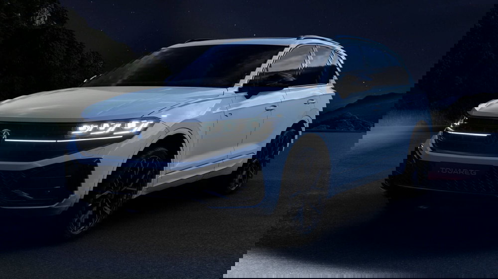 Volkswagen Touareg nuova a Reggio Calabria (11)