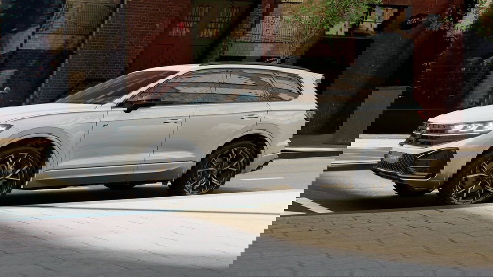 Volkswagen Touareg nuova a Reggio Calabria (2)