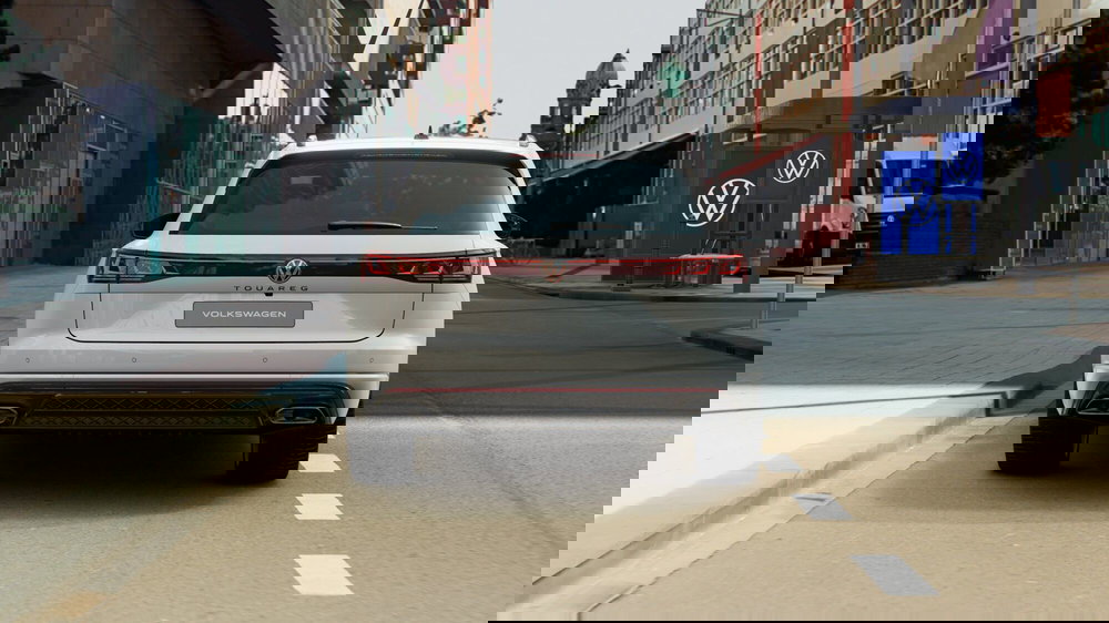 Volkswagen Touareg nuova a Reggio Calabria (8)