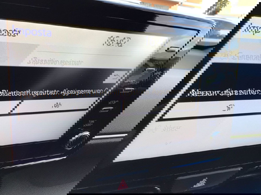 Toyota Yaris Cross usata a Genova (14)