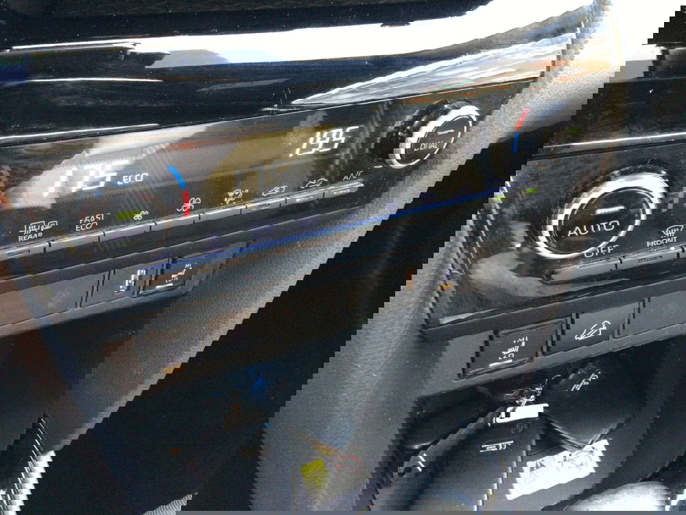 Toyota Yaris Cross usata a Genova (18)