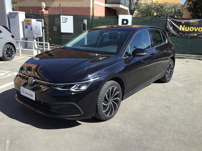 Volkswagen Golf 1.0 TSI EVO Life del 2023 usata a Chiavari