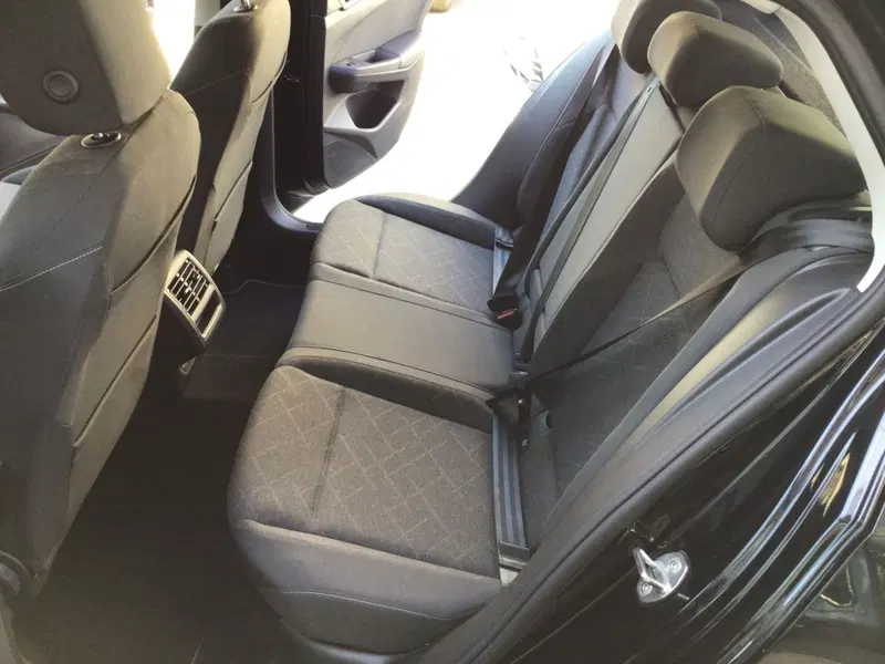 Volkswagen Golf usata a Genova (12)