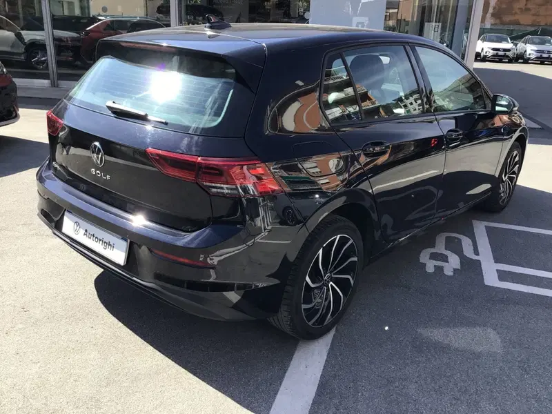 Volkswagen Golf usata a Genova (5)