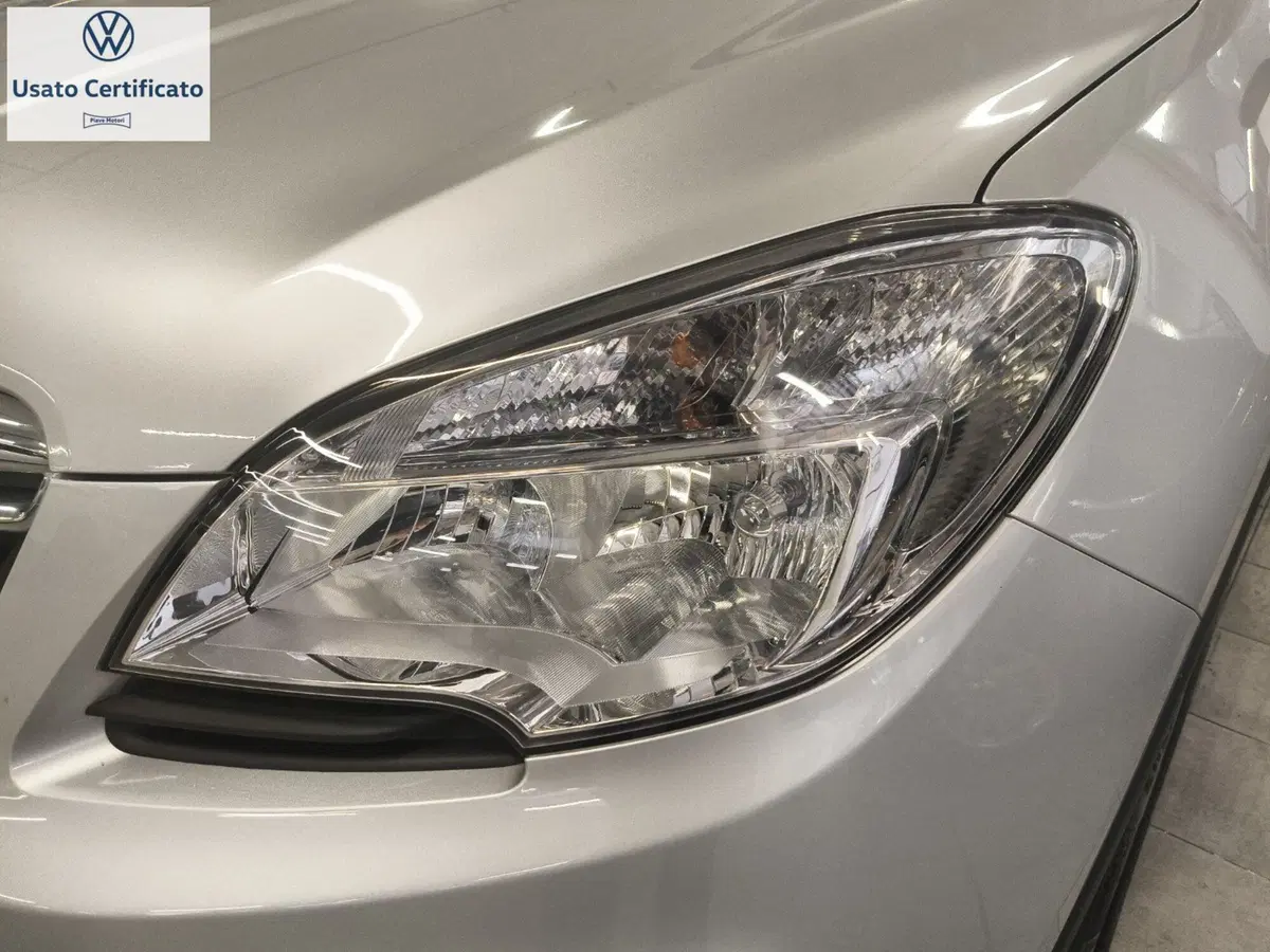 Opel Mokka usata a Genova (6)
