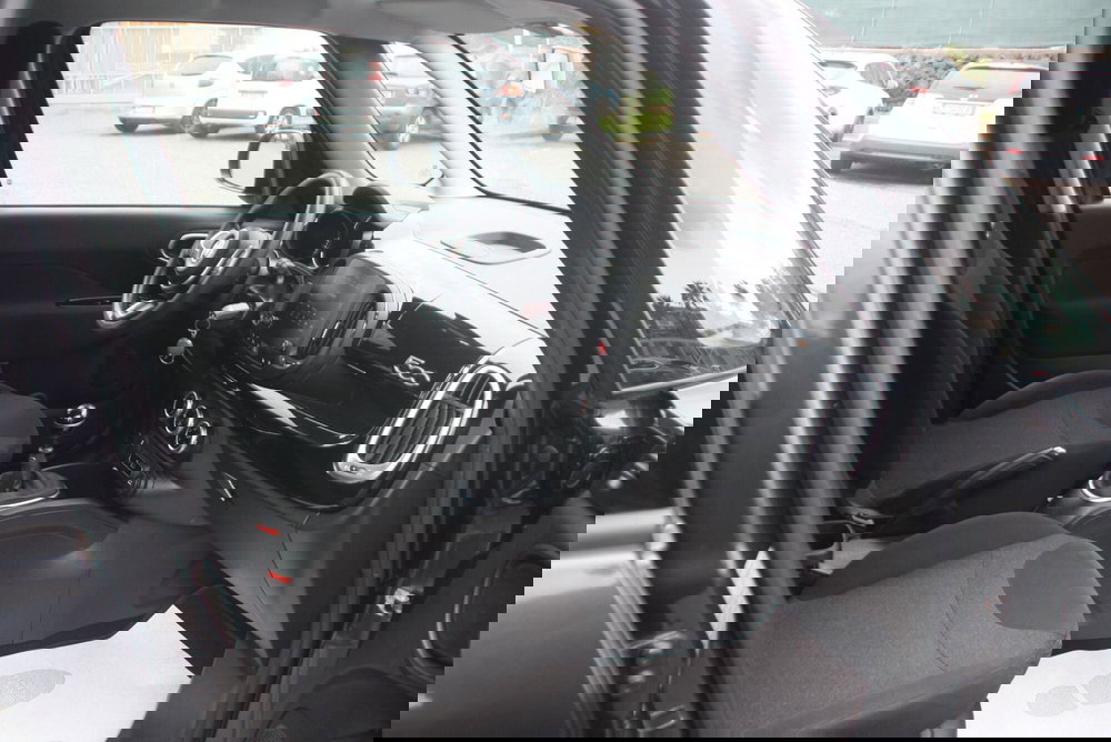 Fiat 500L usata a Catania (17)