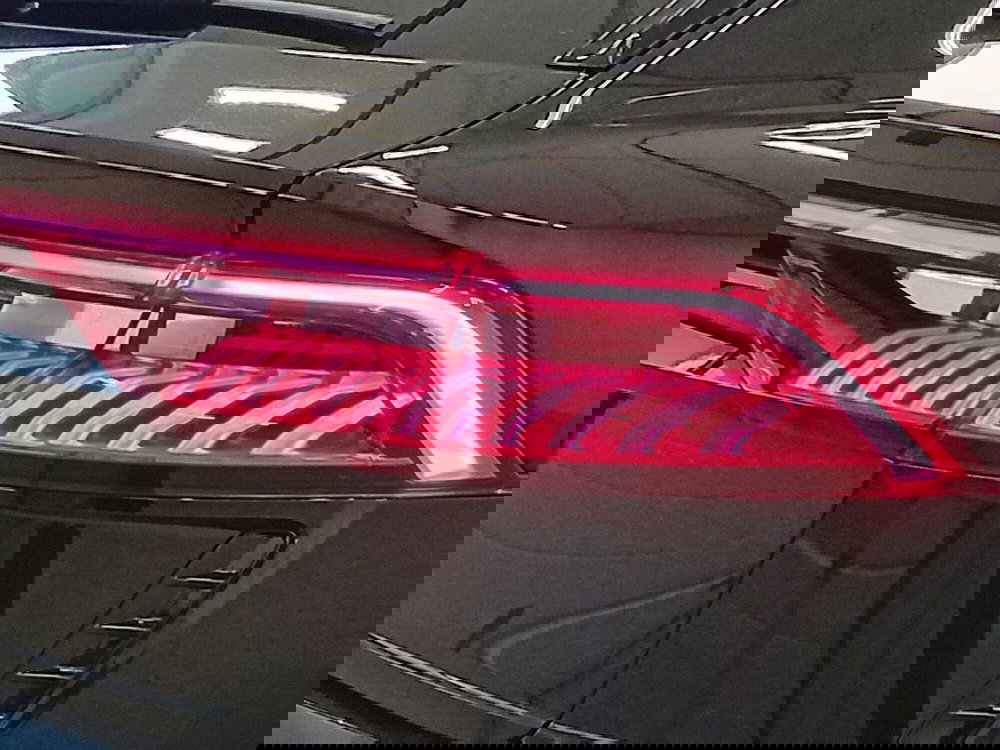 Audi RS Q8 usata a Bari (11)