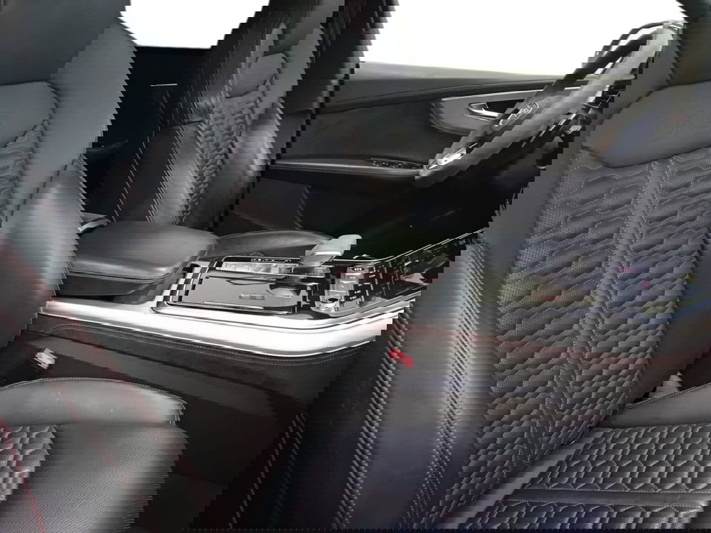 Audi RS Q8 usata a Bari (14)