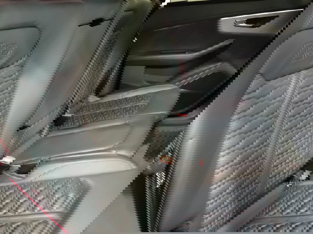 Audi RS Q8 usata a Bari (17)