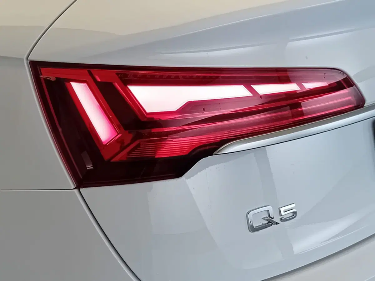 Audi Q5 Sportback usata a Bari (10)