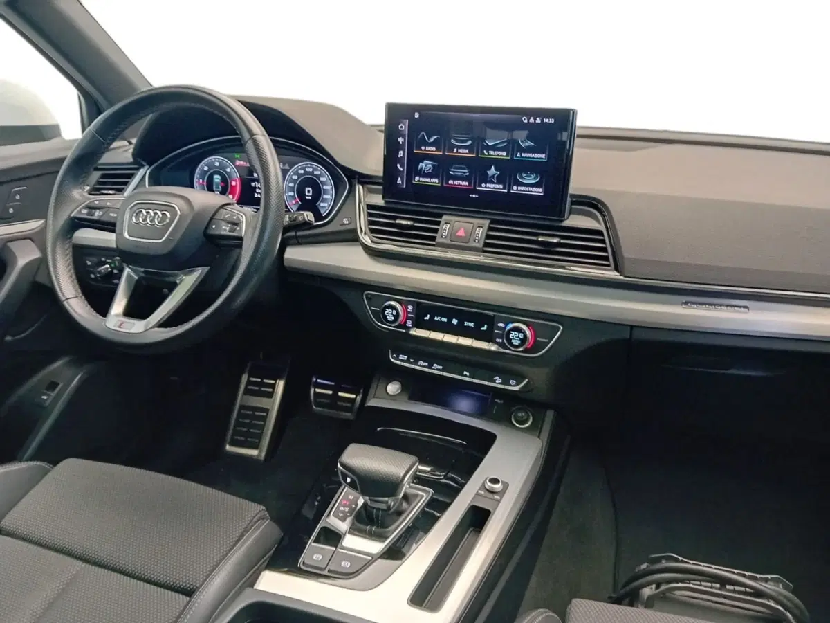 Audi Q5 Sportback usata a Bari (4)