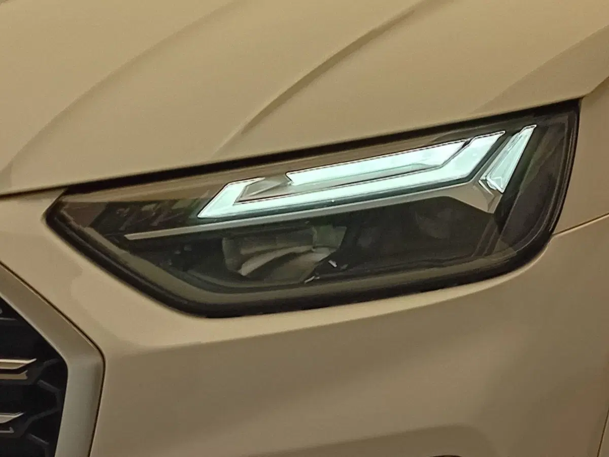 Audi Q5 Sportback usata a Bari (5)