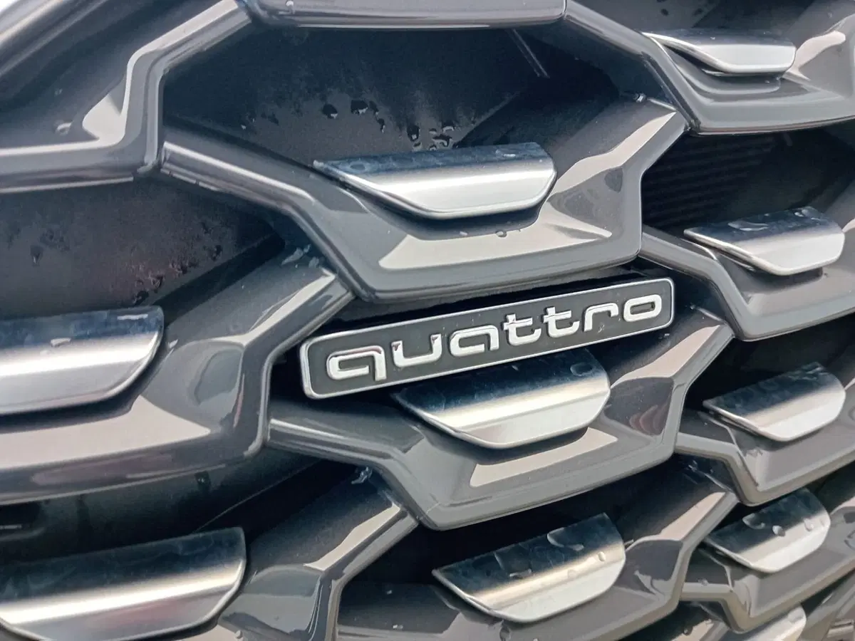 Audi Q5 Sportback usata a Bari (6)