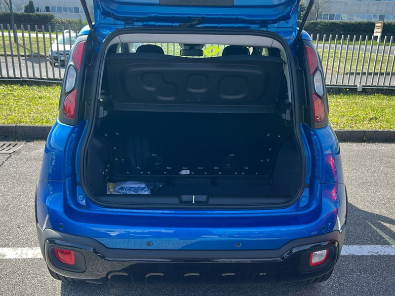 Fiat Panda Cross nuova a Bergamo (9)