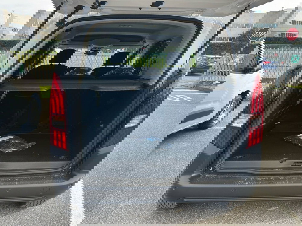 Peugeot Rifter nuova a Bergamo (9)