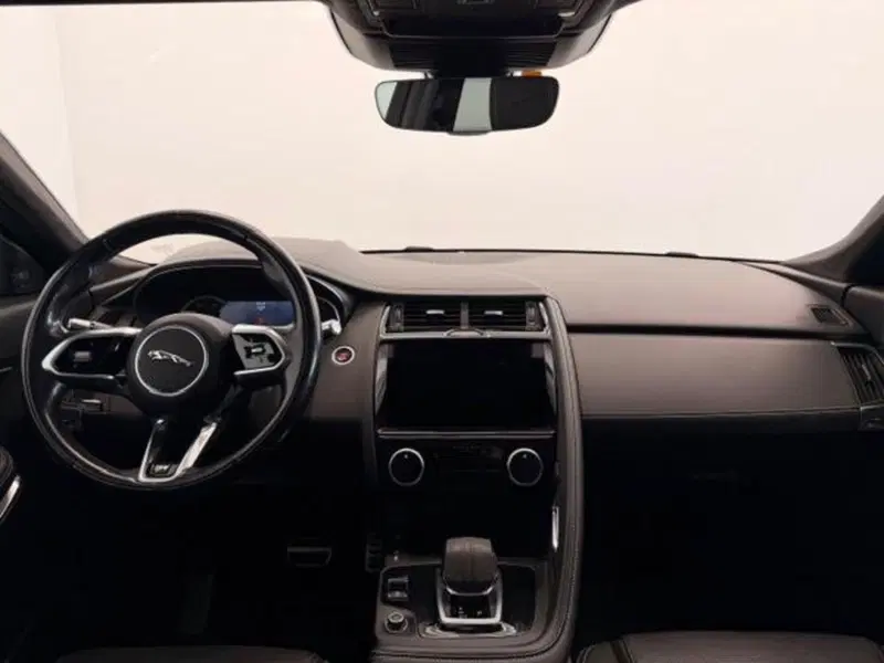 Jaguar E-Pace usata a Venezia (7)