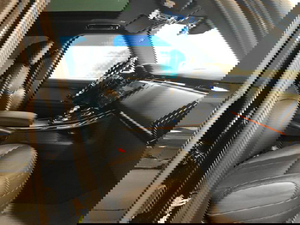 Land Rover Range Rover Sport usata a Venezia (8)