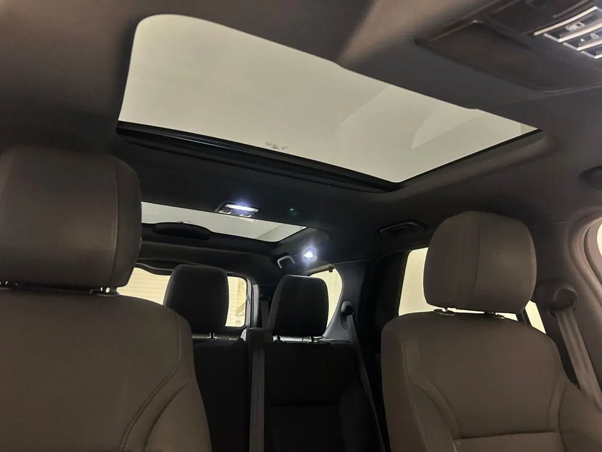 Land Rover Discovery usata a Napoli (4)