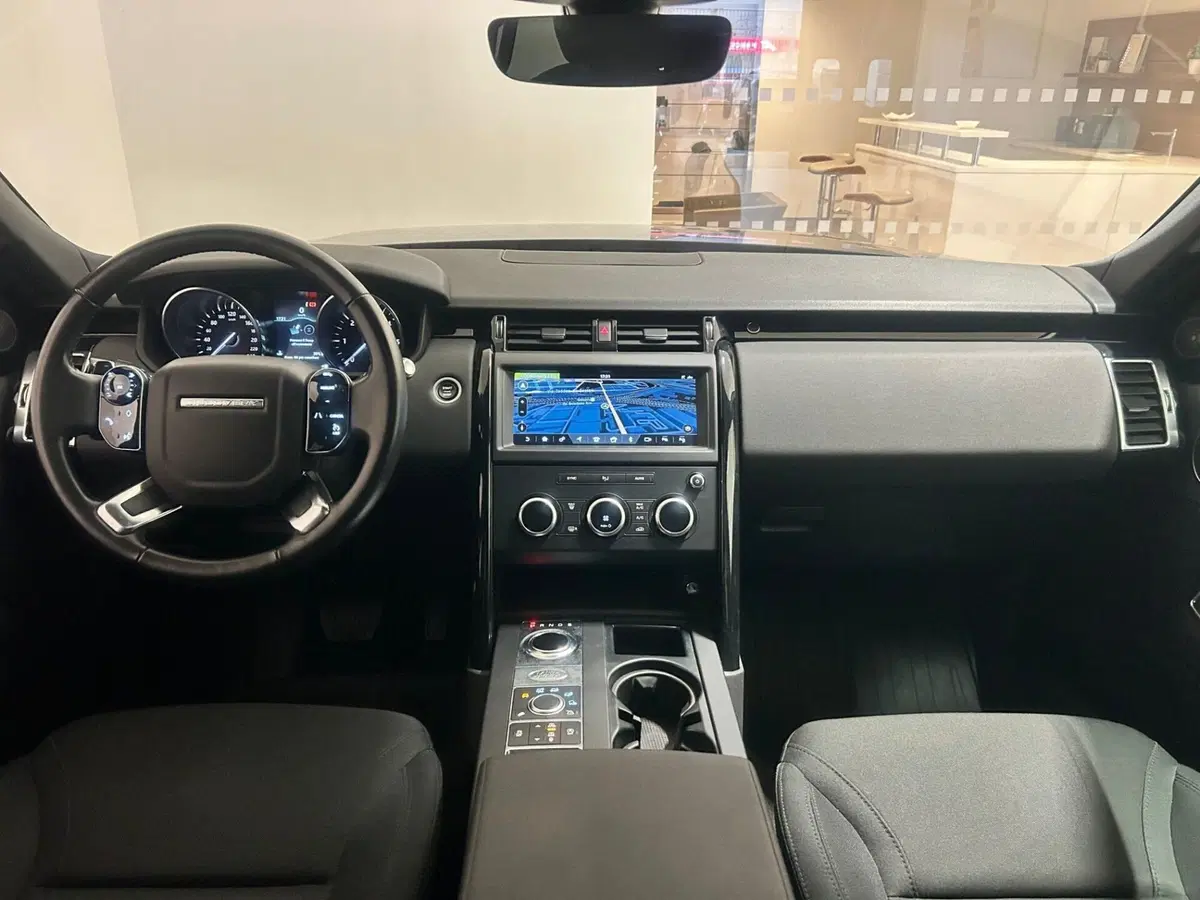 Land Rover Discovery usata a Napoli (5)