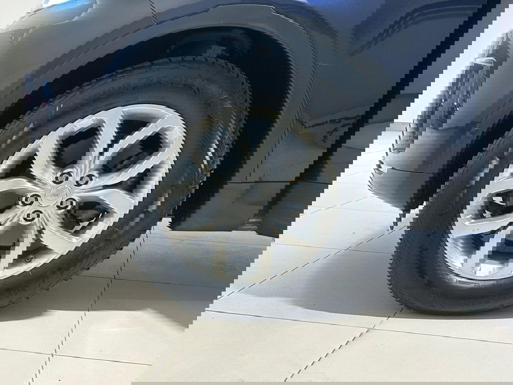 Land Rover Discovery usata a Napoli (9)