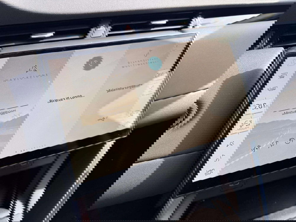 Land Rover Discovery Sport usata a Siena (9)