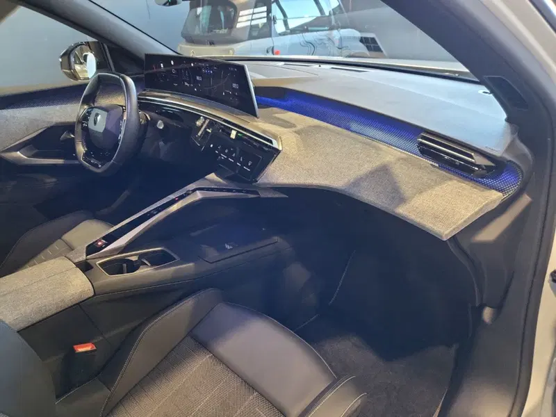 Peugeot 5008 usata a Vicenza (17)