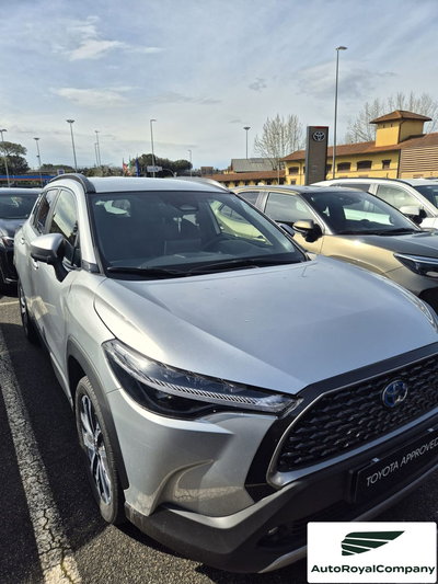 Toyota Corolla Cross Hybrid 2.0h Trend 2wd 197cv e-cvt del 2023 usata a Roma
