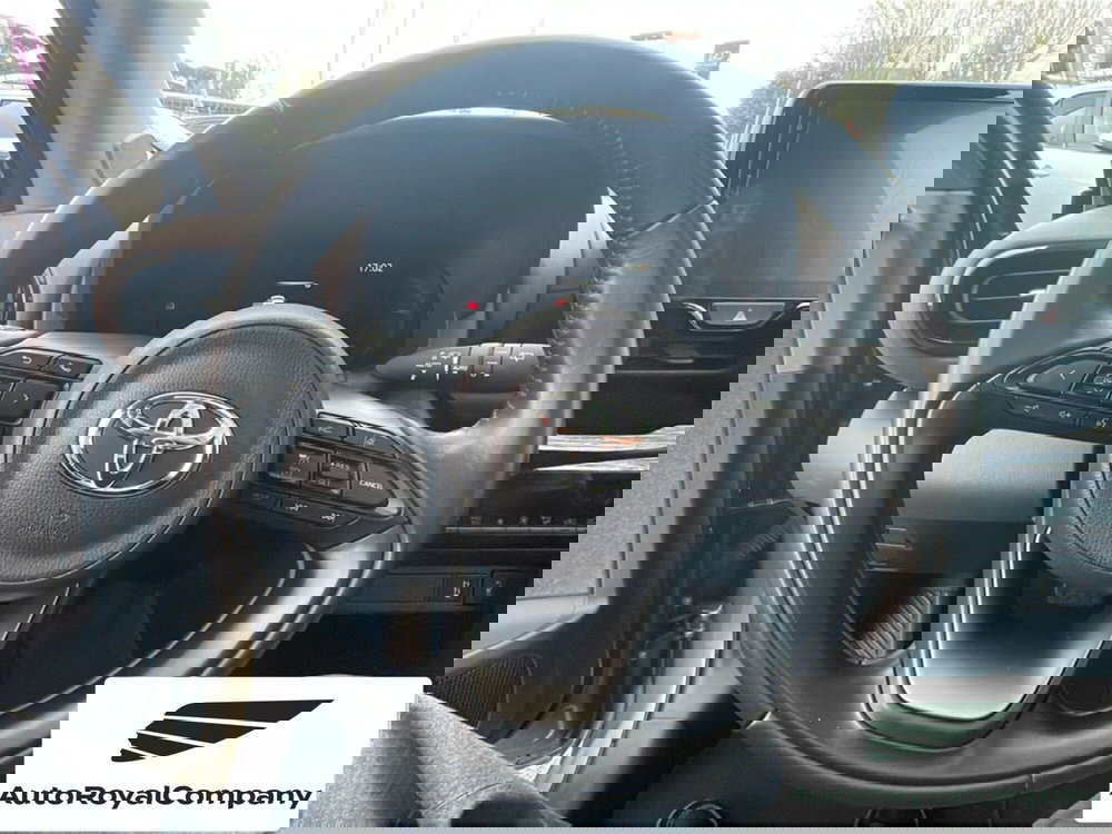 Toyota Yaris Cross usata a Roma (13)