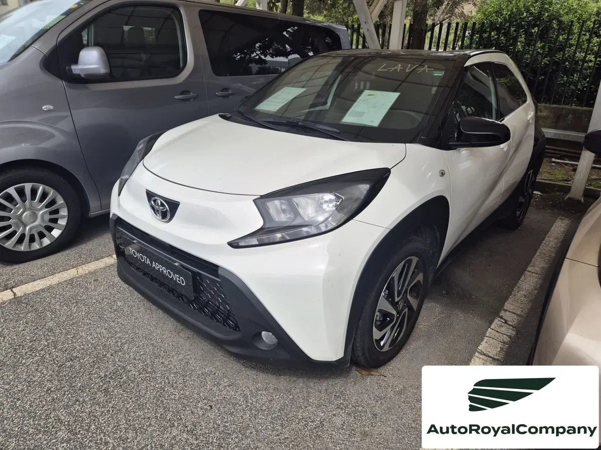 Toyota Aygo X usata a Roma
