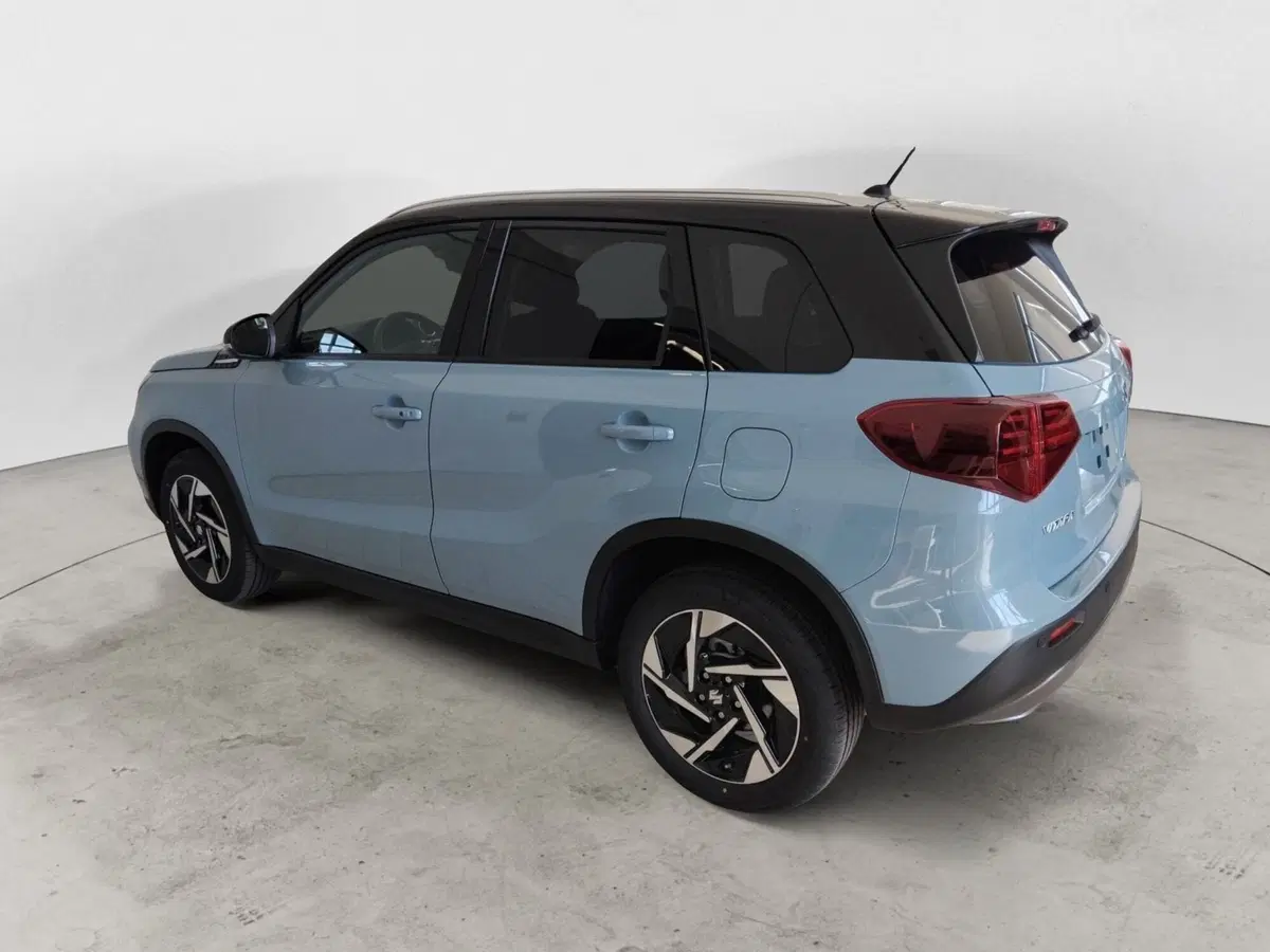 Suzuki Vitara nuova a Milano (4)