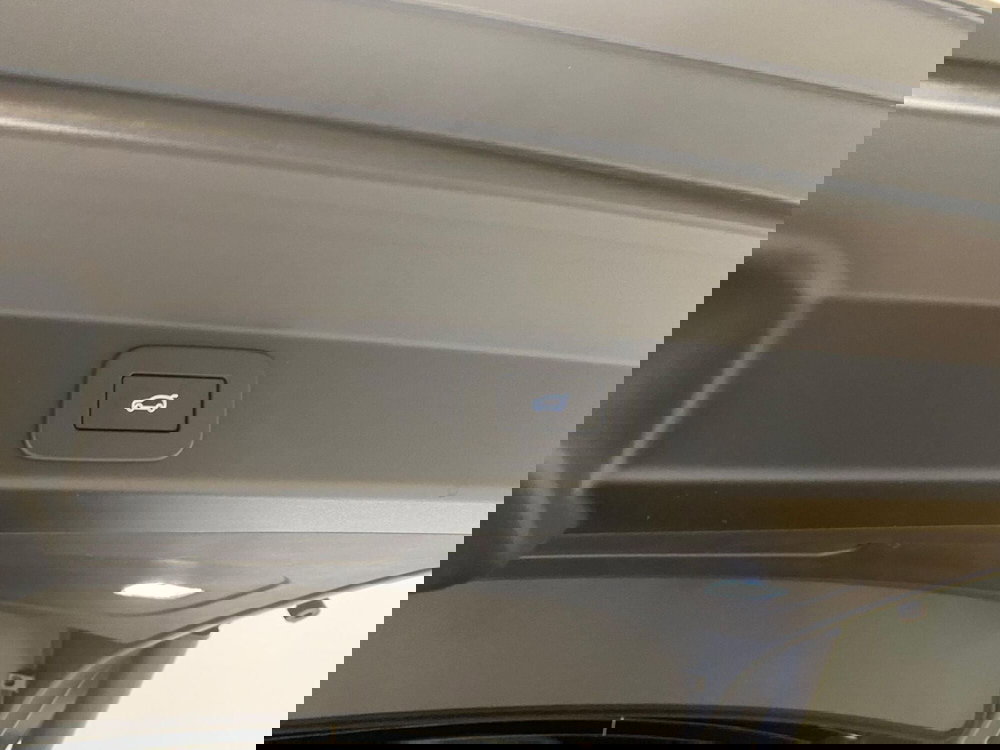 Land Rover Range Rover Sport usata a Novara (17)