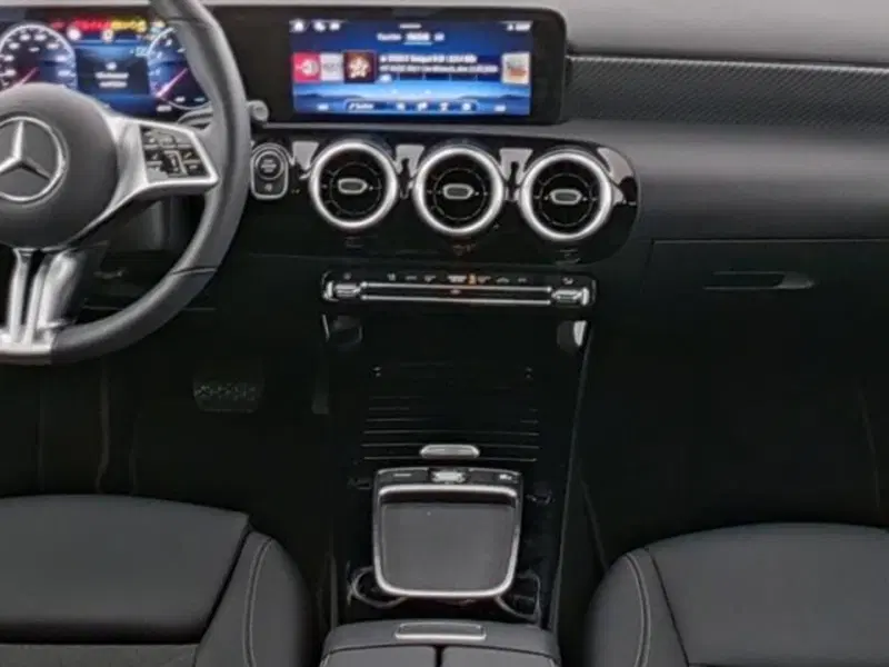 Mercedes-Benz Classe A usata a Milano (8)