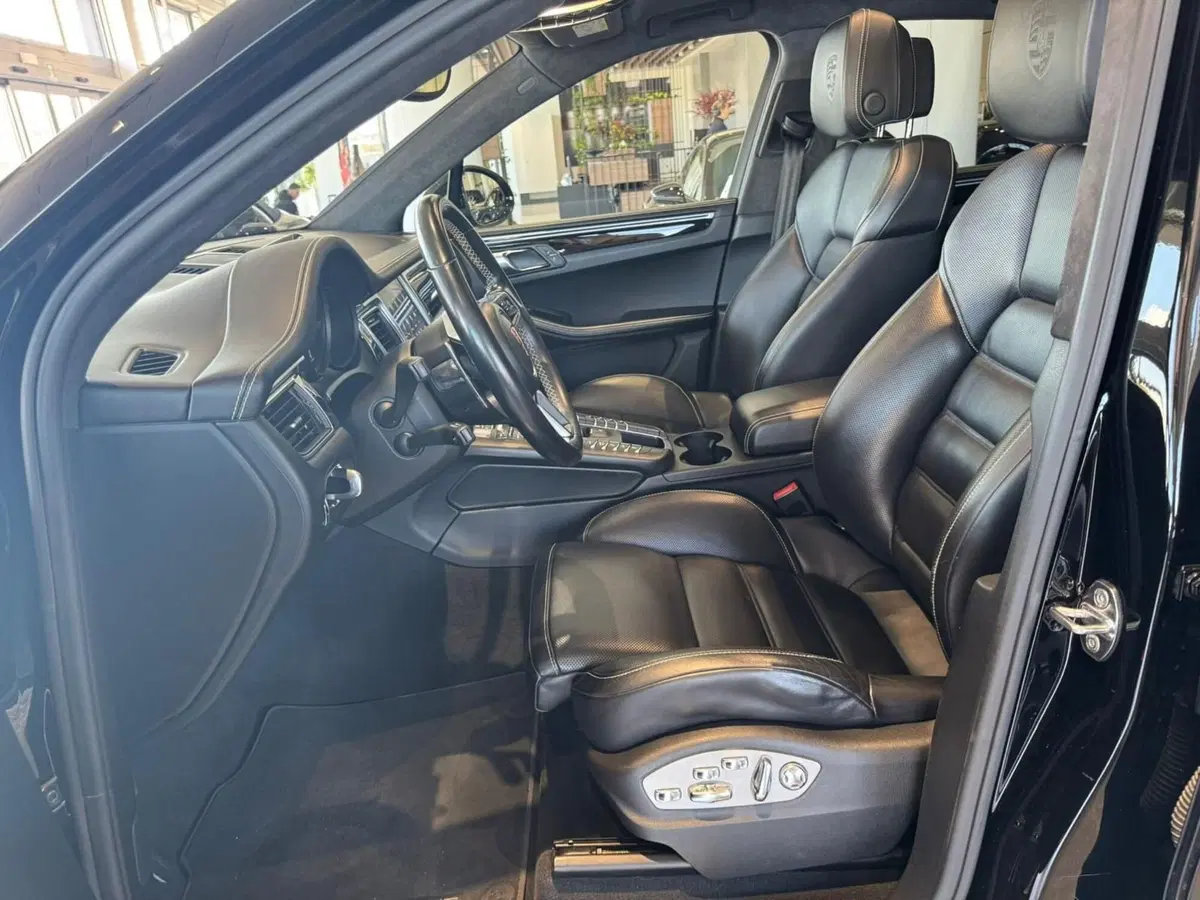 Porsche Macan usata a Firenze (16)